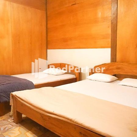 Jogo Segoro Homestay Mitra Reddoorz Near Pantai Sundak Gunungkidul Ngandong エクステリア 写真