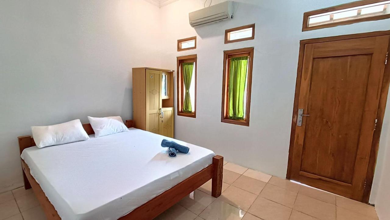 Jogo Segoro Homestay Mitra Reddoorz Near Pantai Sundak Gunungkidul Ngandong エクステリア 写真