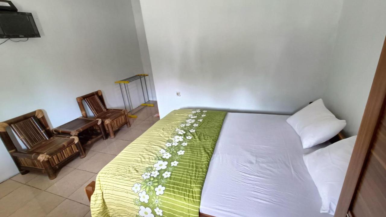 Jogo Segoro Homestay Mitra Reddoorz Near Pantai Sundak Gunungkidul Ngandong エクステリア 写真