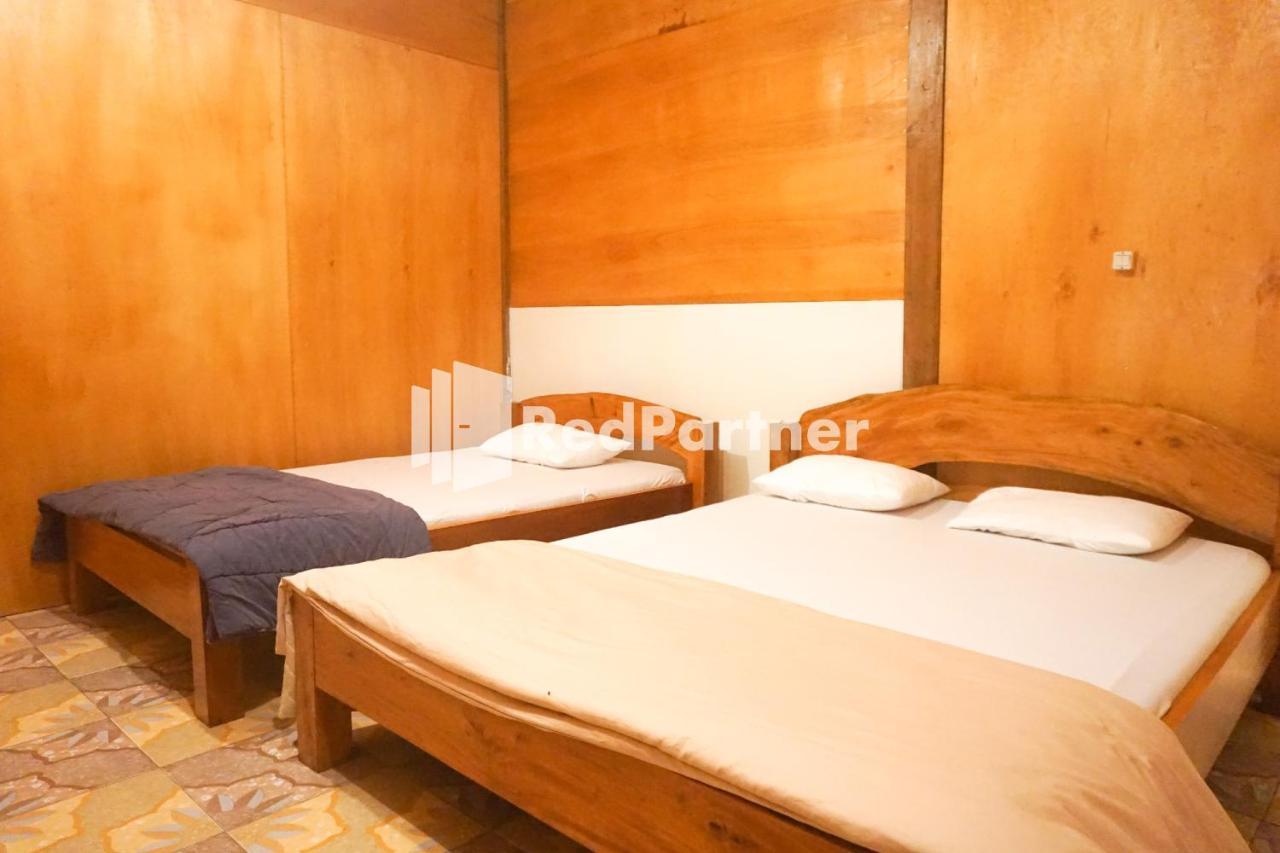 Jogo Segoro Homestay Mitra Reddoorz Near Pantai Sundak Gunungkidul Ngandong エクステリア 写真